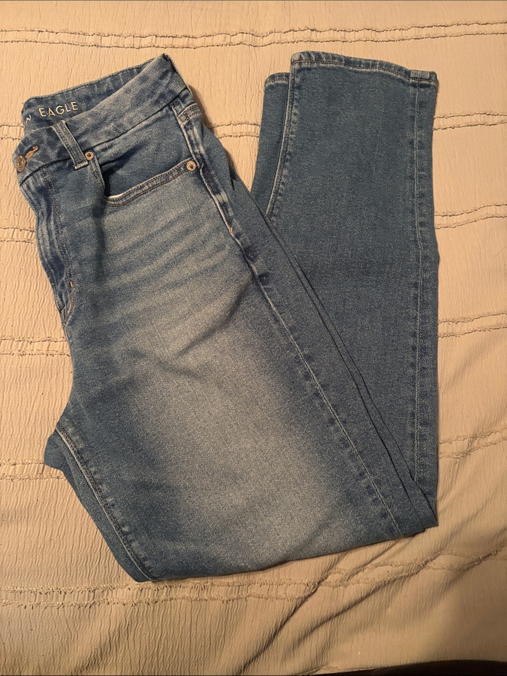 American Eagle Outfitters Curvy Mom Jeans